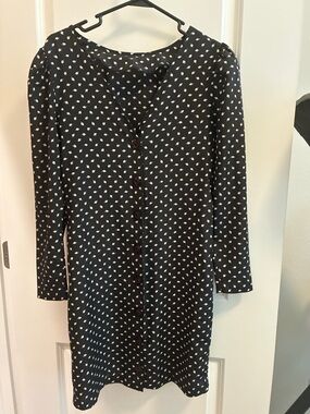 Vintage Black Long-Sleeve v neck Button-Front Dress with Cream feather Dot Print